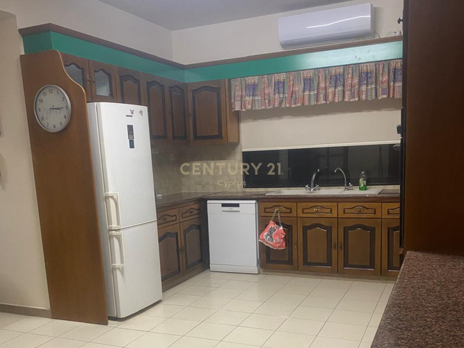 3 bedrooms Villa in Limassol, Cyprus No. 55536