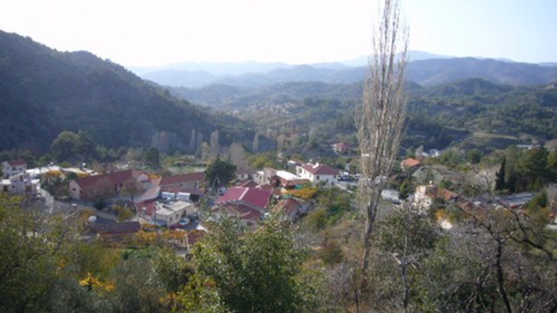 1236m2 Terrain à Kalo Chorio, Limassol, Chypre No. 25790