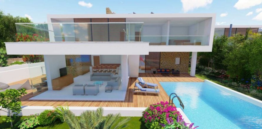 5 bedrooms Villa in Paphos, No. 38795