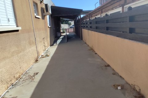 3 bedrooms Townhouse in Larnaka,  No. 39697 7