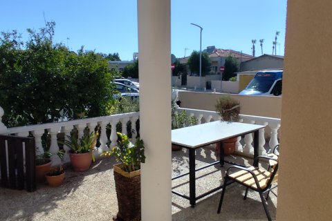 3 bedrooms Townhouse in Larnaka,  No. 39697 2