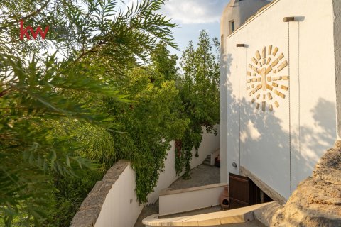 4 bedrooms Villa in Mosfiloti, Larnaka,  No. 39696 12