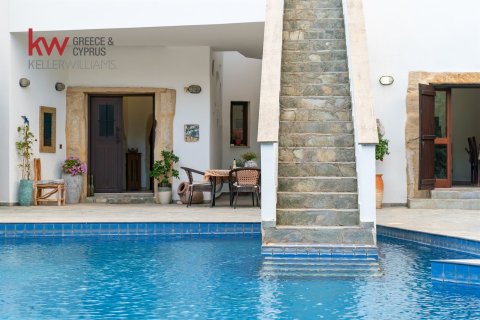 4 bedrooms Villa in Mosfiloti, Larnaka,  No. 39696 5