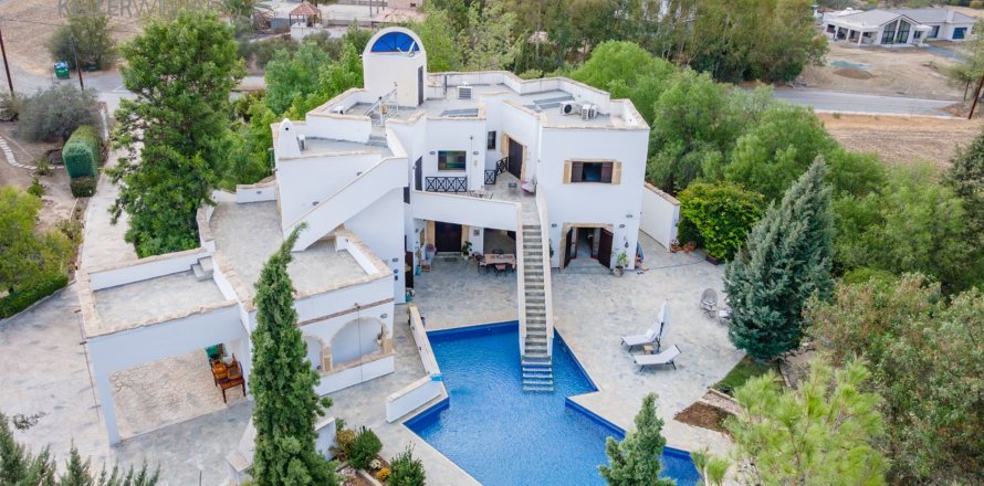 4 bedrooms Villa in Mosfiloti, Larnaka,  No. 39696