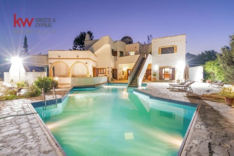 4 bedrooms Villa in Mosfiloti, Larnaka,  No. 39696 2