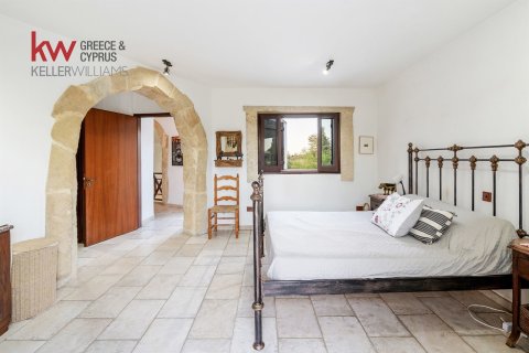 4 bedrooms Villa in Mosfiloti, Larnaka,  No. 39696 30