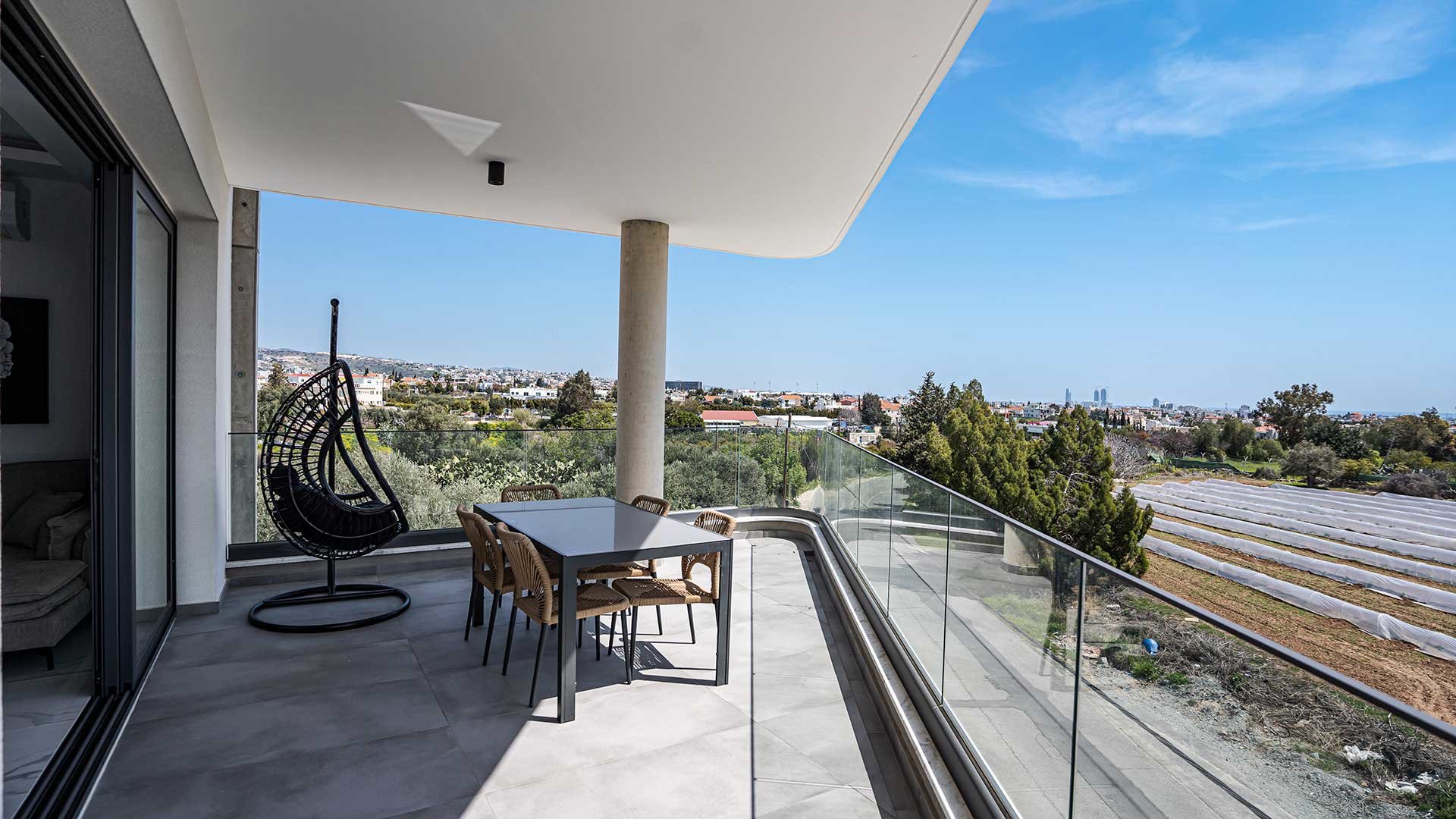 3 bedrooms Penthouse in Kato Polemidia, Limassol, Cyprus No. 28660