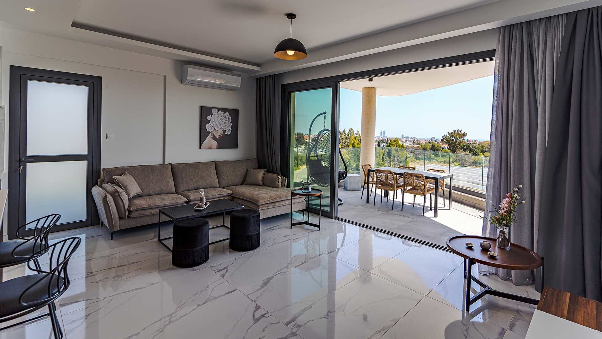 3 bedrooms Penthouse in Kato Polemidia, Limassol, Cyprus No. 28660