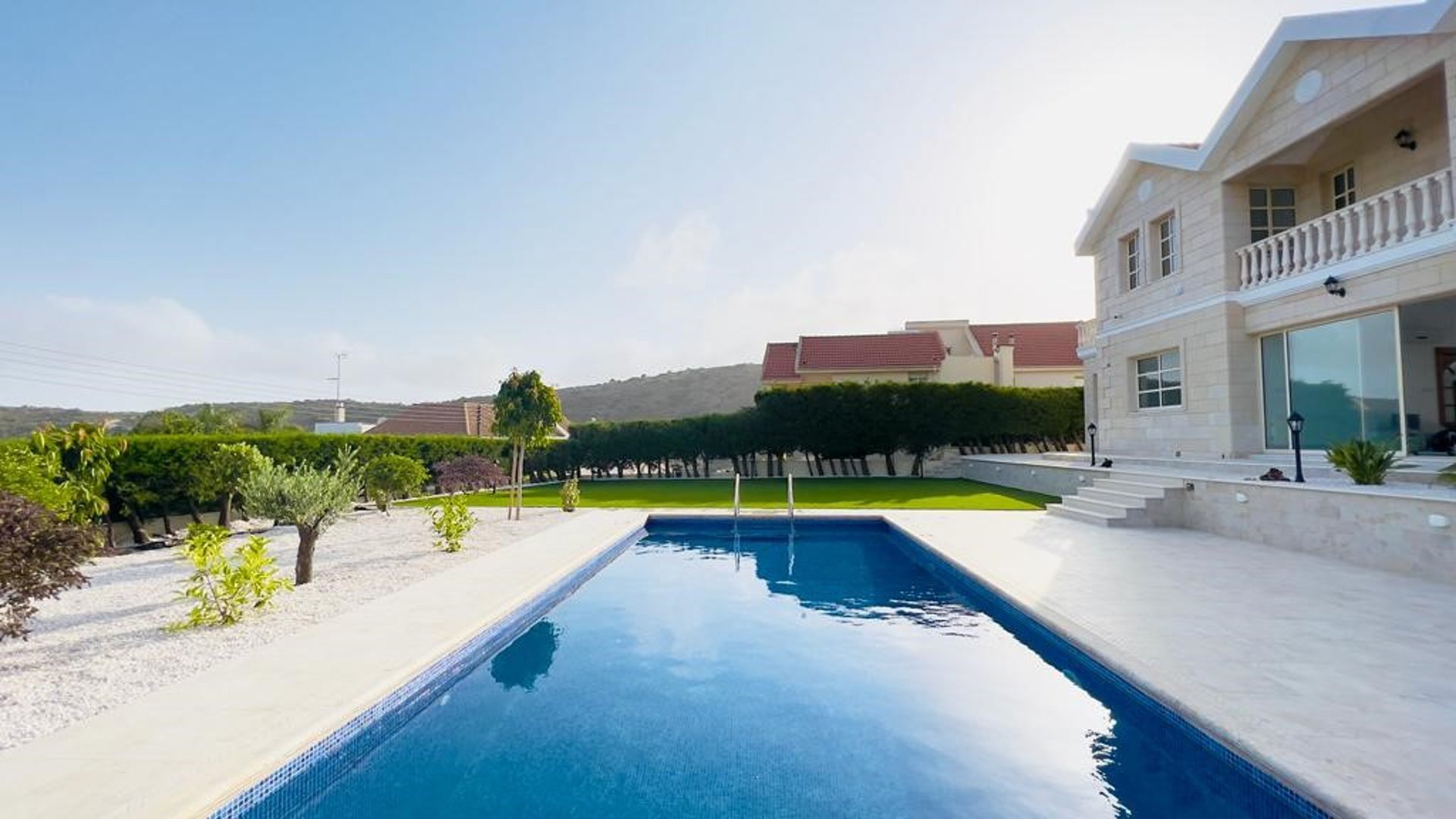 5 bedrooms Villa in Limassol, Cyprus No. 28857