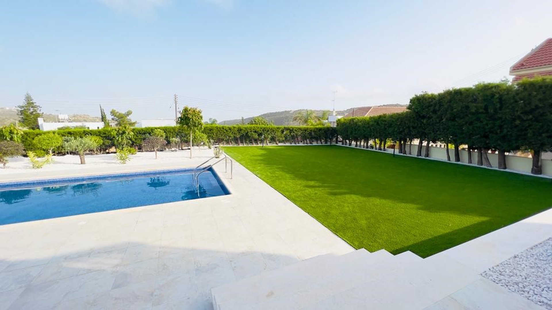 5 bedrooms Villa in Limassol, Cyprus No. 28857