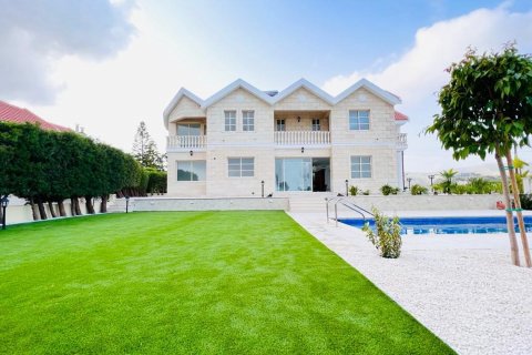 5 bedrooms Villa in Limassol, Cyprus No. 28857