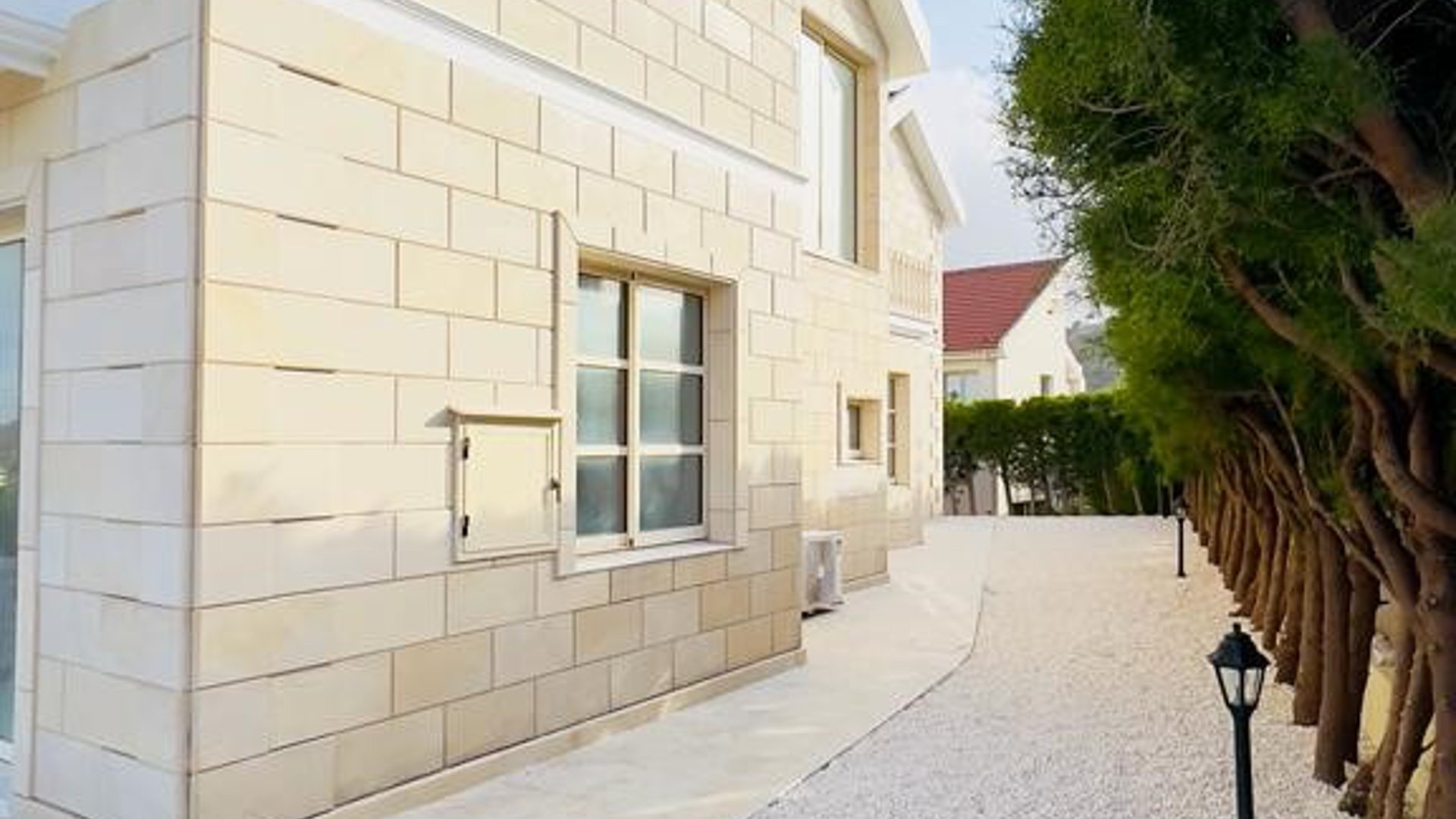 5 bedrooms Villa in Limassol, Cyprus No. 28857