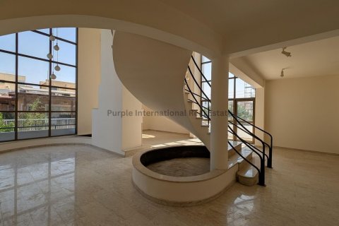 Квартира с 3 спальнями в Ларнака, Кипр № 37506 9