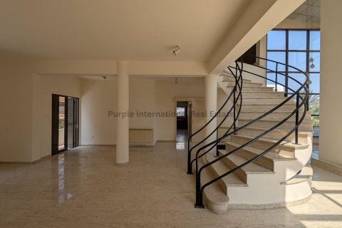 Квартира с 3 спальнями в Ларнака, Кипр № 37506 4