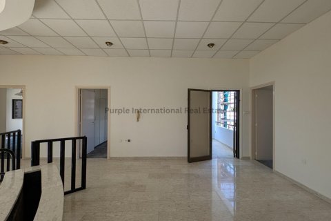 Квартира с 3 спальнями в Ларнака, Кипр № 37506 6