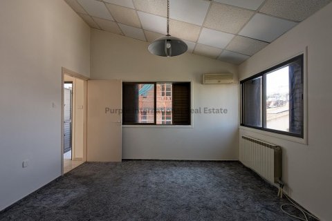 Квартира с 3 спальнями в Ларнака, Кипр № 37506 8