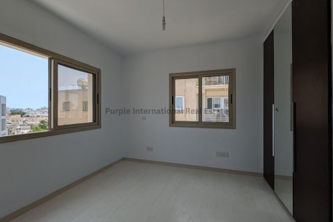 Квартира с 2 спальнями в Ларнака, Кипр № 37507 17