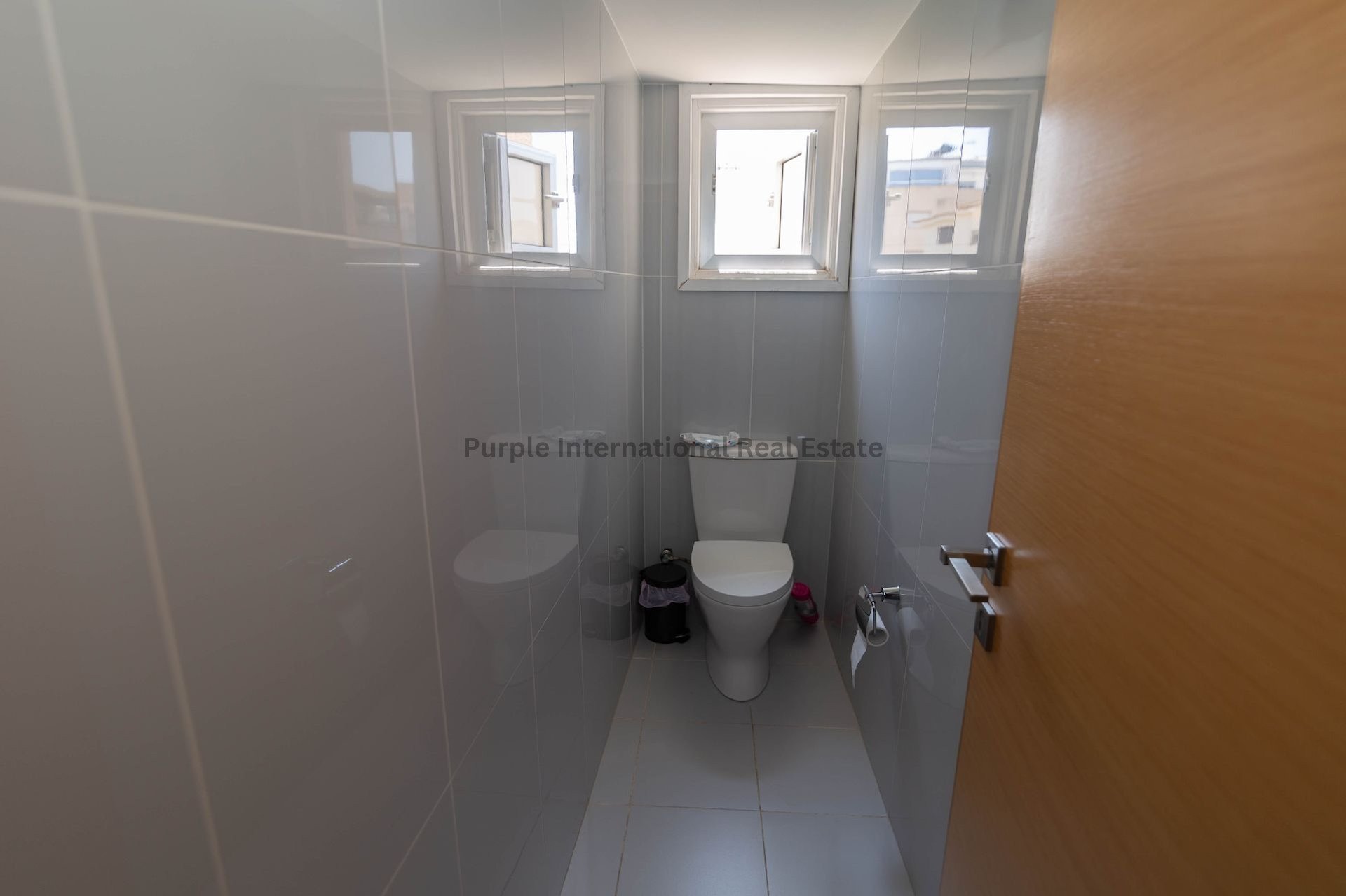 3 dormitorios Apartamento en Larnaca, Larnaka, Chipre No. 37509