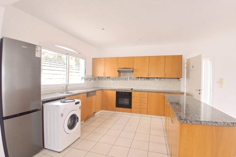 Квартира с 3 спальнями в Пафос, Кипр № 37510 3