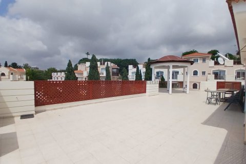 Квартира с 3 спальнями в Пафос, Кипр № 37510 1