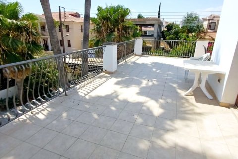 3 bedrooms Apartment in Larnaka,  No. 50940 16