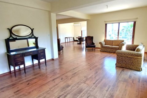 3 bedrooms Apartment in Larnaka,  No. 50940 3