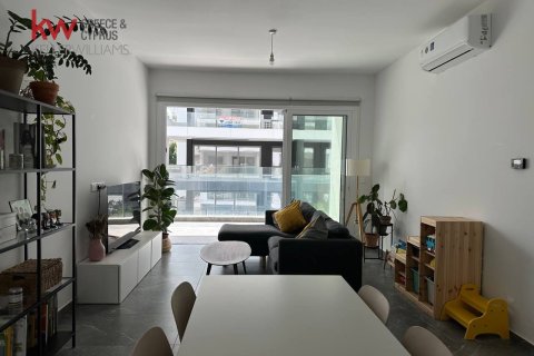 Квартира с 2 спальнями в Строволос, Никосия,  № 50945