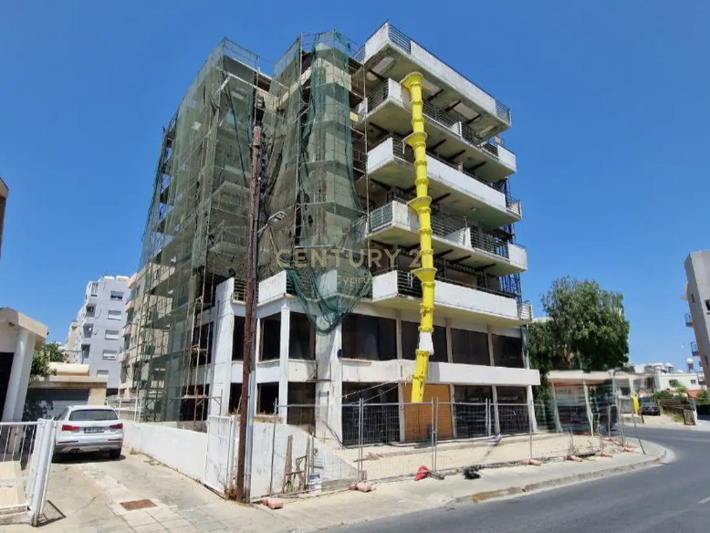 820m2 Propriété commerciale à Mesa Geitonia, Limassol, Chypre No. 55136