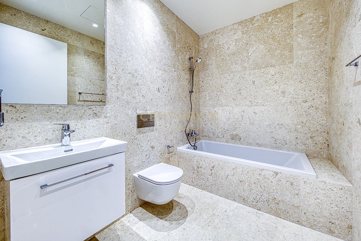 3 chambres Appartement à Germasogeia, Limassol, Chypre No. 53920