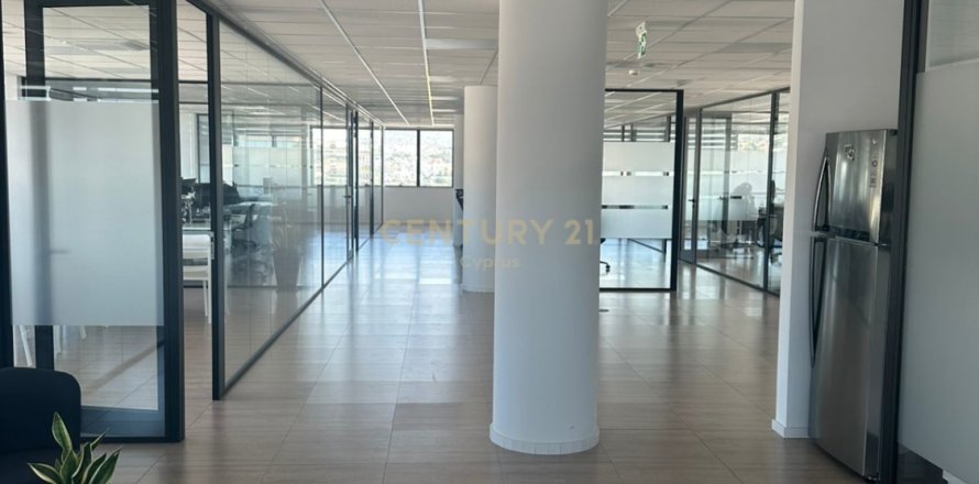 Офис 380м2 в Гермасойя, Лимасол, № 53916