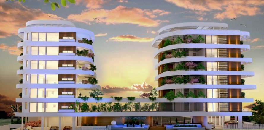 3 bedrooms Apartment in Larnaca, Larnaka,  No. 38227