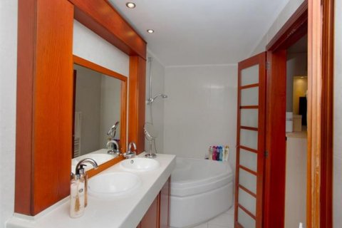 3 chambres Villa à Limassol,  No. 38228 8