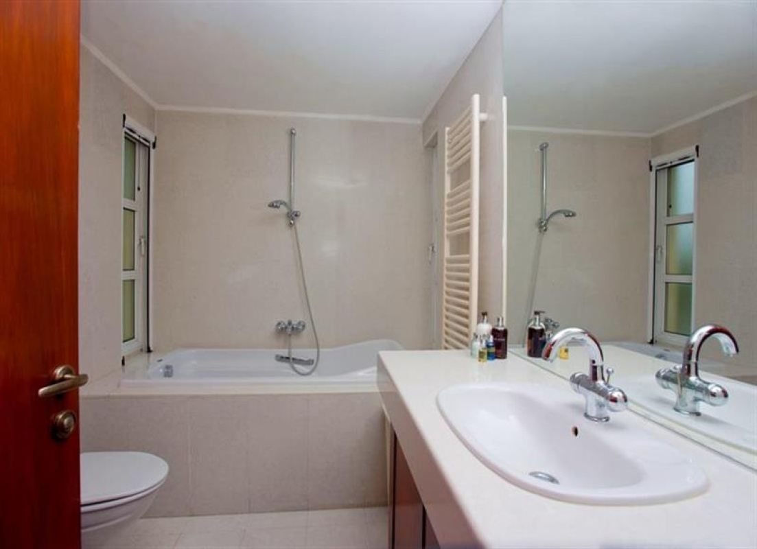 3 bedrooms Villa in Limassol, Cyprus No. 38228