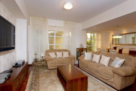 3 chambres Villa à Limassol,  No. 38228 2