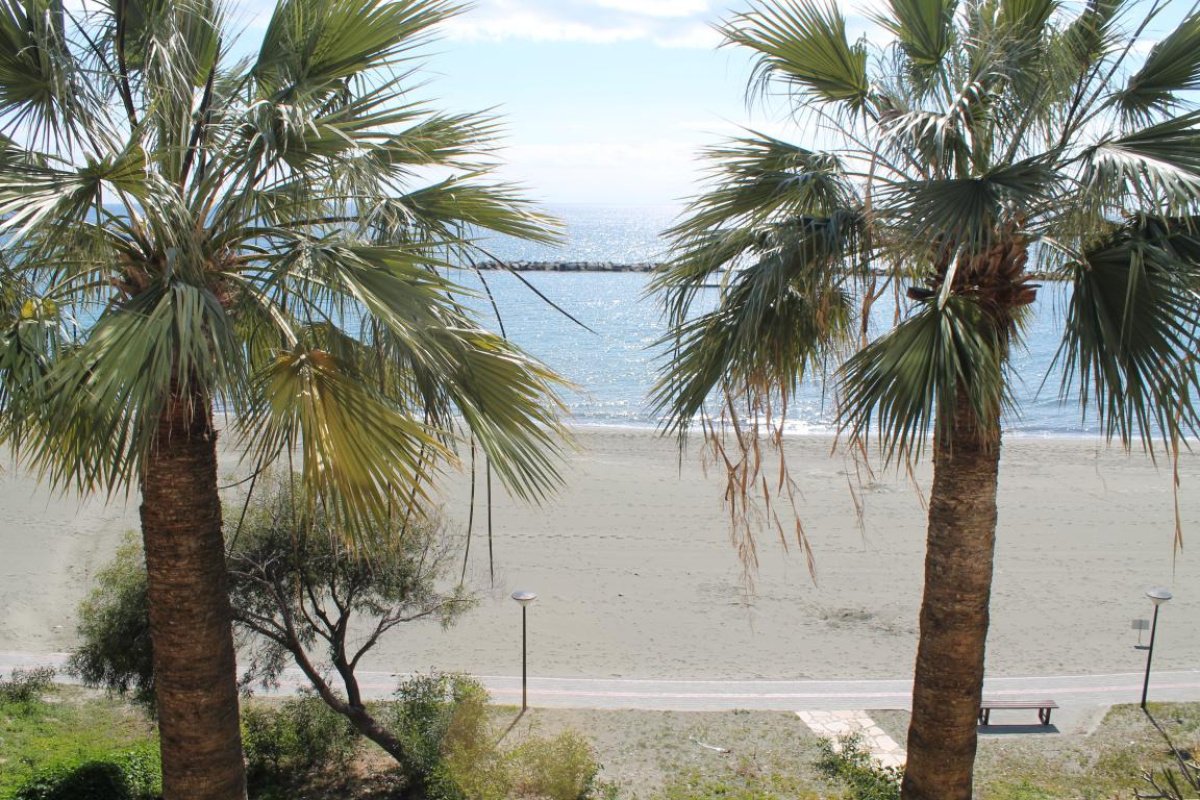 3 dormitorios Apartamento en Limassol, Chipre No. 38226