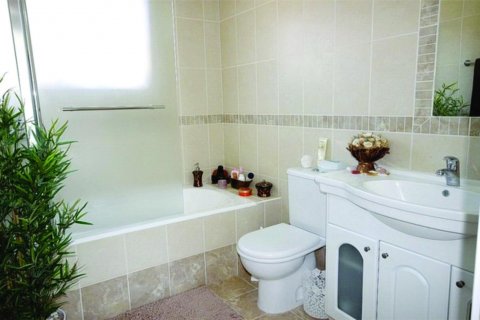 2 dormitorios Villa en Paphos,  No. 38225 7