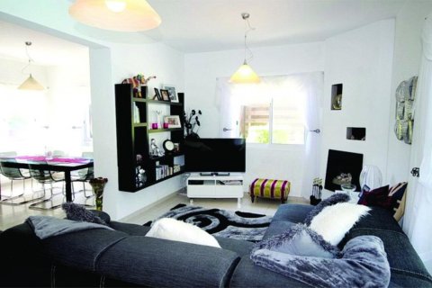 2 dormitorios Villa en Paphos,  No. 38225 5