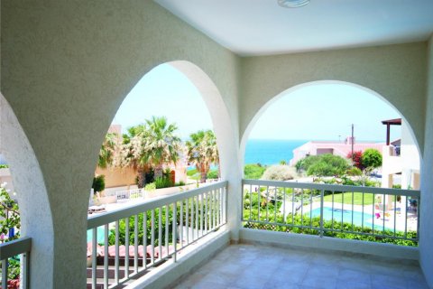 Вилла с 4 спальнями в Пафос, № 38223 12