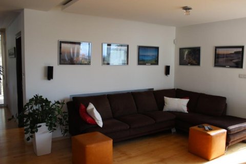 Вилла с 4 спальнями в Пафос,  № 38189 5