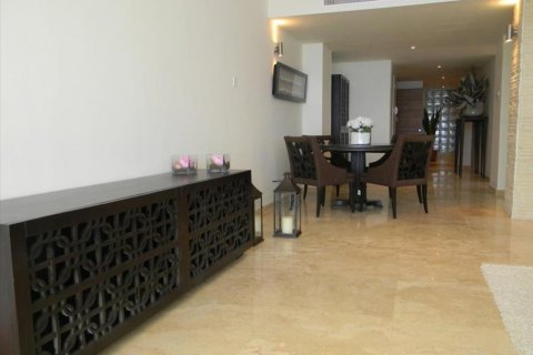 Studio Apartment in Limassol,  No. 38188