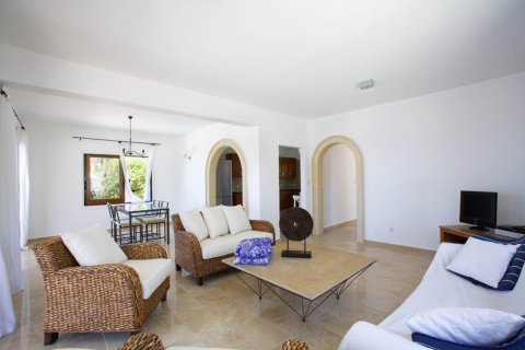 Studio Villa in Paphos,  No. 38190