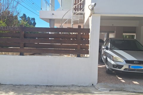 2 bedrooms Apartment in Larnaka,  No. 39513 6