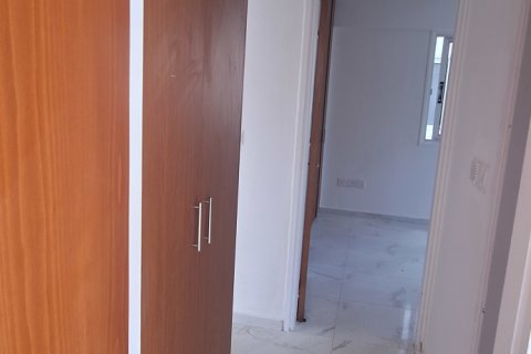 2 bedrooms Apartment in Larnaka,  No. 39513 13