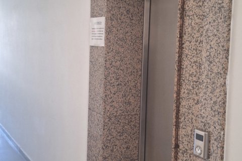 2 bedrooms Apartment in Larnaka,  No. 39513 19