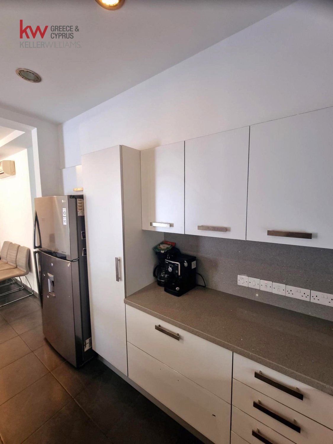 2 bedrooms Apartment in Strovolos, Nicosia, Cyprus No. 39514