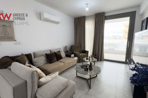 2 bedrooms Apartment in Larnaca, Larnaka,  No. 39515 3