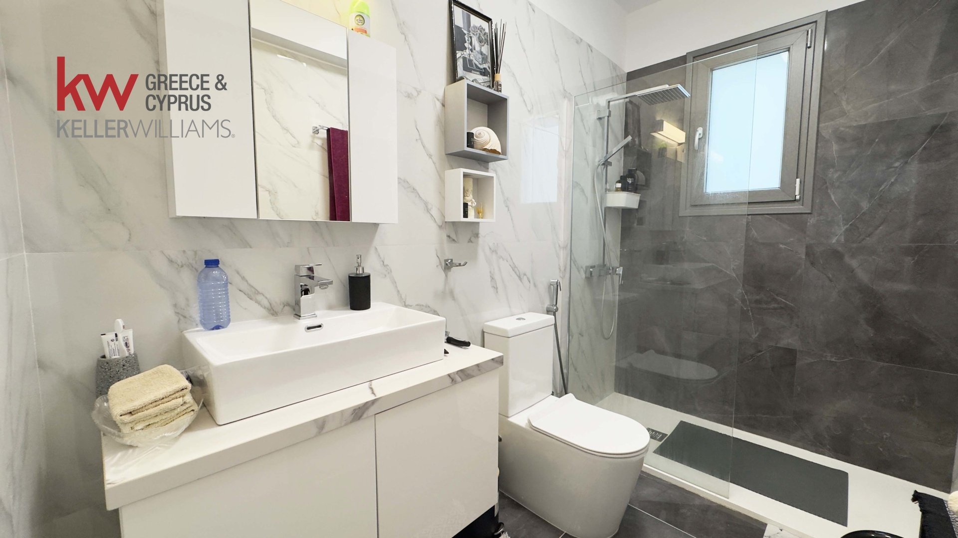 2 bedrooms Apartment in Larnaca, Larnaka, Cyprus No. 39515