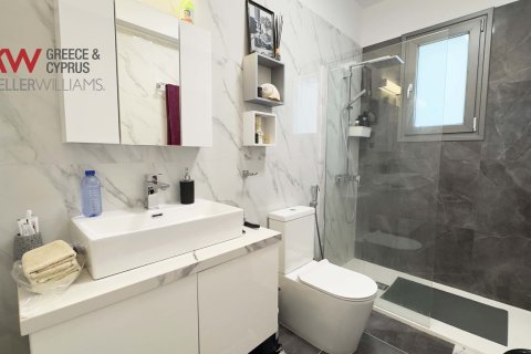 2 bedrooms Apartment in Larnaca, Larnaka,  No. 39515 5