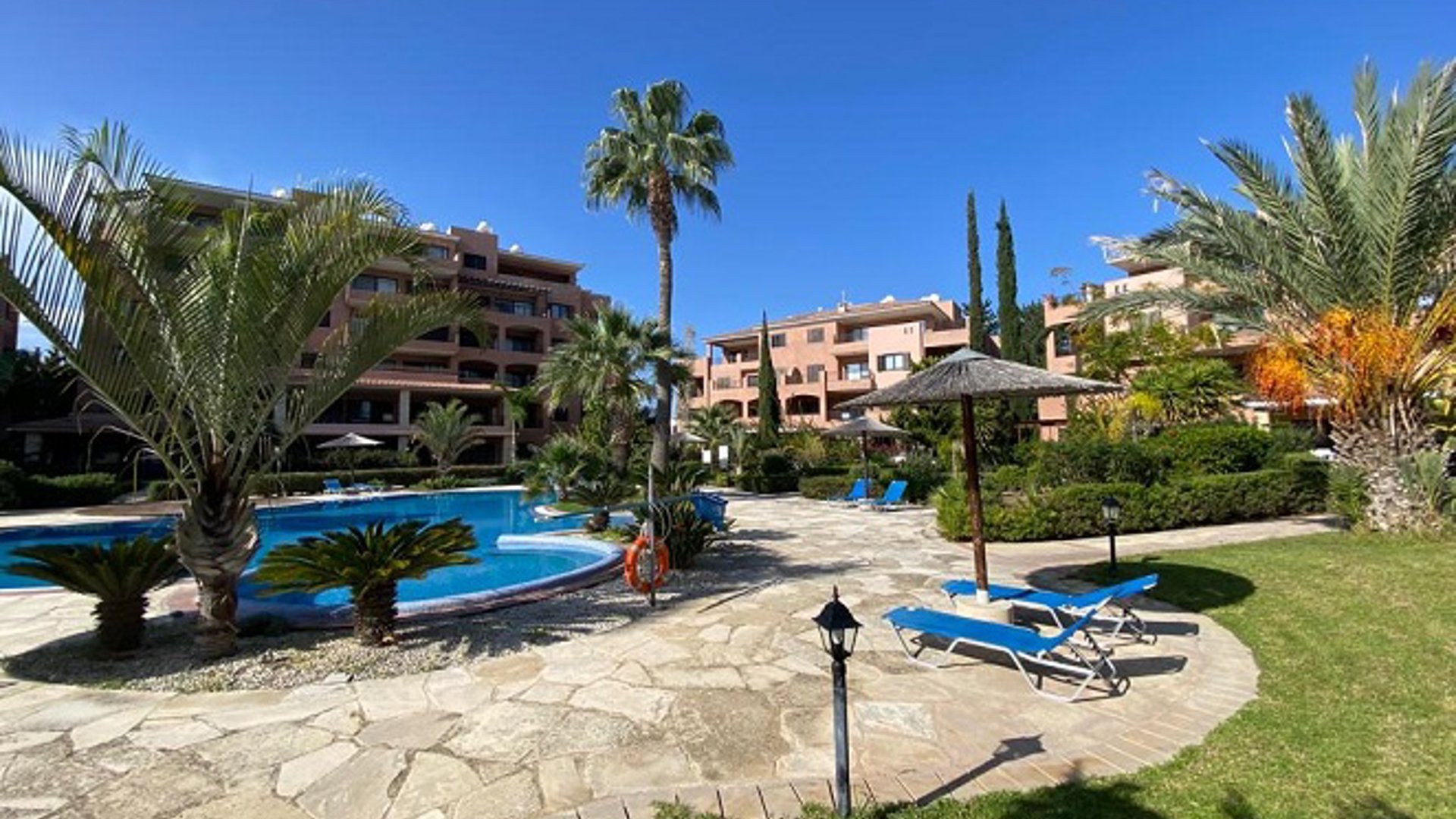 3 bedrooms Apartment in Paphos, Cyprus No. 31065
