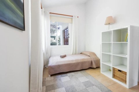 4 bedrooms Villa in Coral Bay, Pegeia, Paphos, No. 48757 11